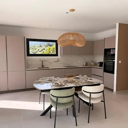 Avec Piscine Privative - * Figari (Corsica)